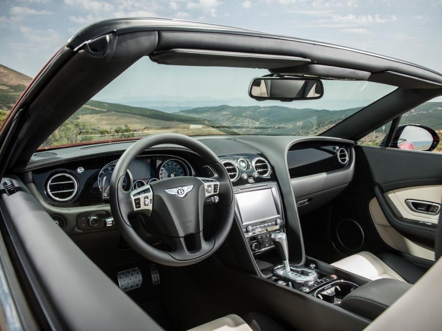  Bentley Continental GT V8 S Convertible 2013 года  (фото 17 из 18)